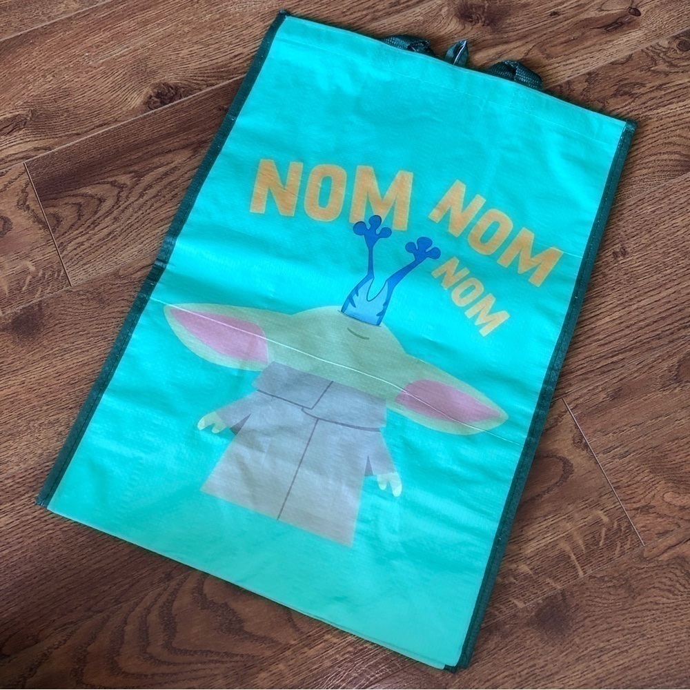 Star Wars: The Mandalorian Nom Nom reusable shopping bag